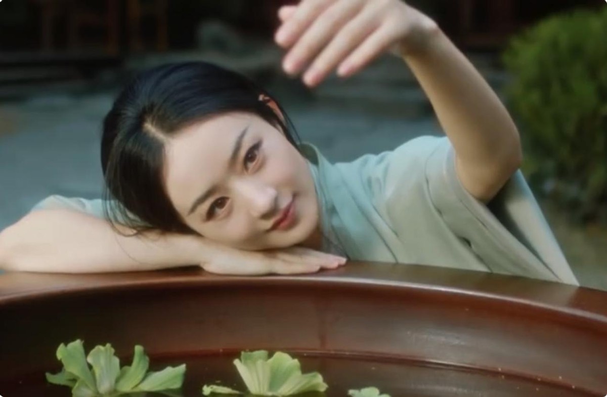 《与凤行》新预告：赵丽颖不嫩了，林更新又帅了，女配颜值杀疯了