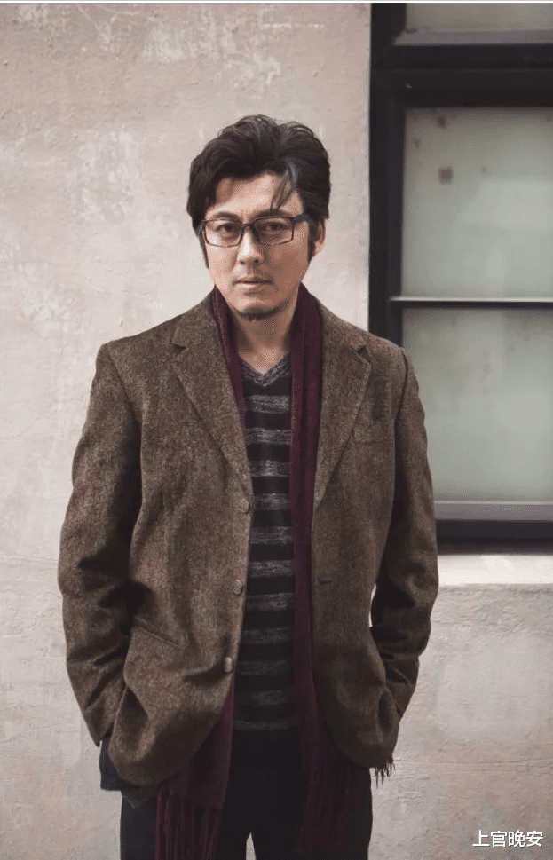 “红楼第一帅”高宏亮近照曝光,网友:怎么看起来这么像具俊晔