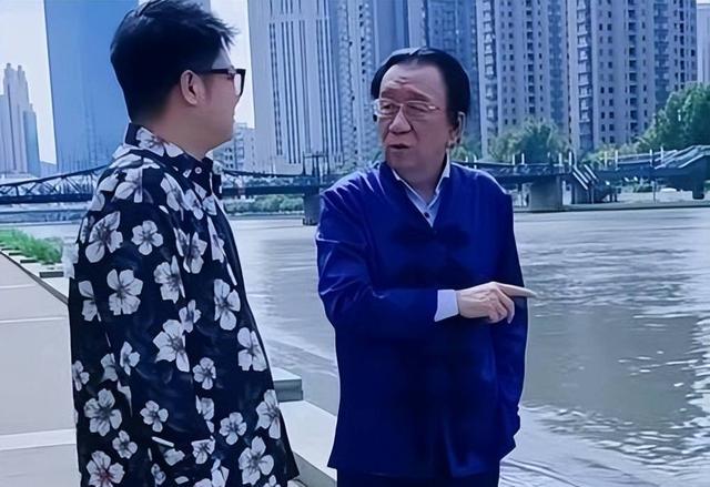 相声再陷混乱！德云社大调整，张玉浩再曝，所幸郭麒麟早转换领域