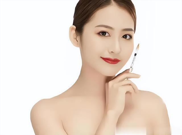 没滤镜真可怕！秦海璐满脸褶皱，林志玲尽显疲惫，袁泉生图炸裂