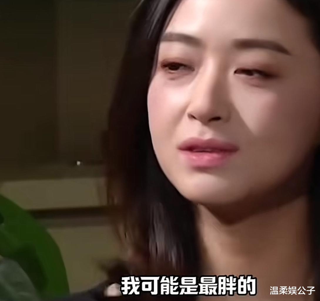 看了蒋欣19岁和刘亦菲合影,才知道她有多美,难怪41岁秒了关晓彤