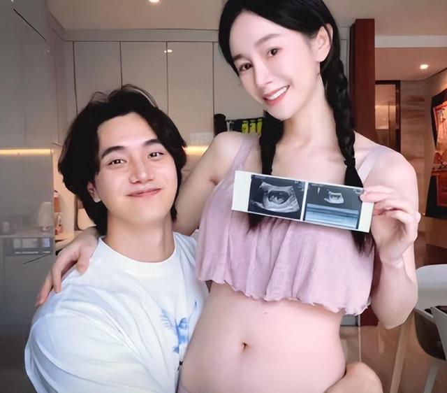 36岁俞灏明公开恋情，女方身份曝光，全网震惊：原来是她啊！