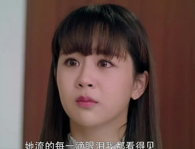 看到杨紫《国色芳华》又因颜值被嘲后，才知刘亦菲赵丽颖有多清醒