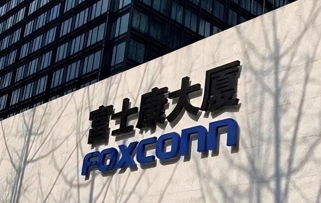 中国手机撤出印度,订单暴跌七成,富士康的印度工厂濒临倒闭?