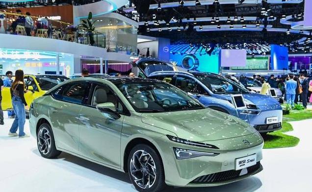 前11个月最好卖的十款电动车：小米SU7上榜，特斯拉Model 3排第三
