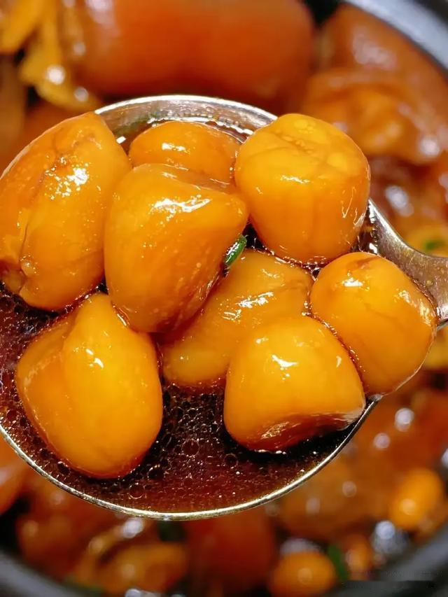 老得慢的女人,都爱吃这6种食物,坚持吃2种以上,60岁也不显老