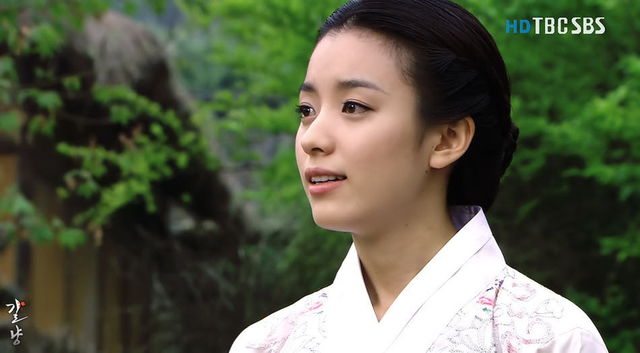 最新排名!2024年韩国最美的10位女星出炉了:宋慧乔冲进前3名