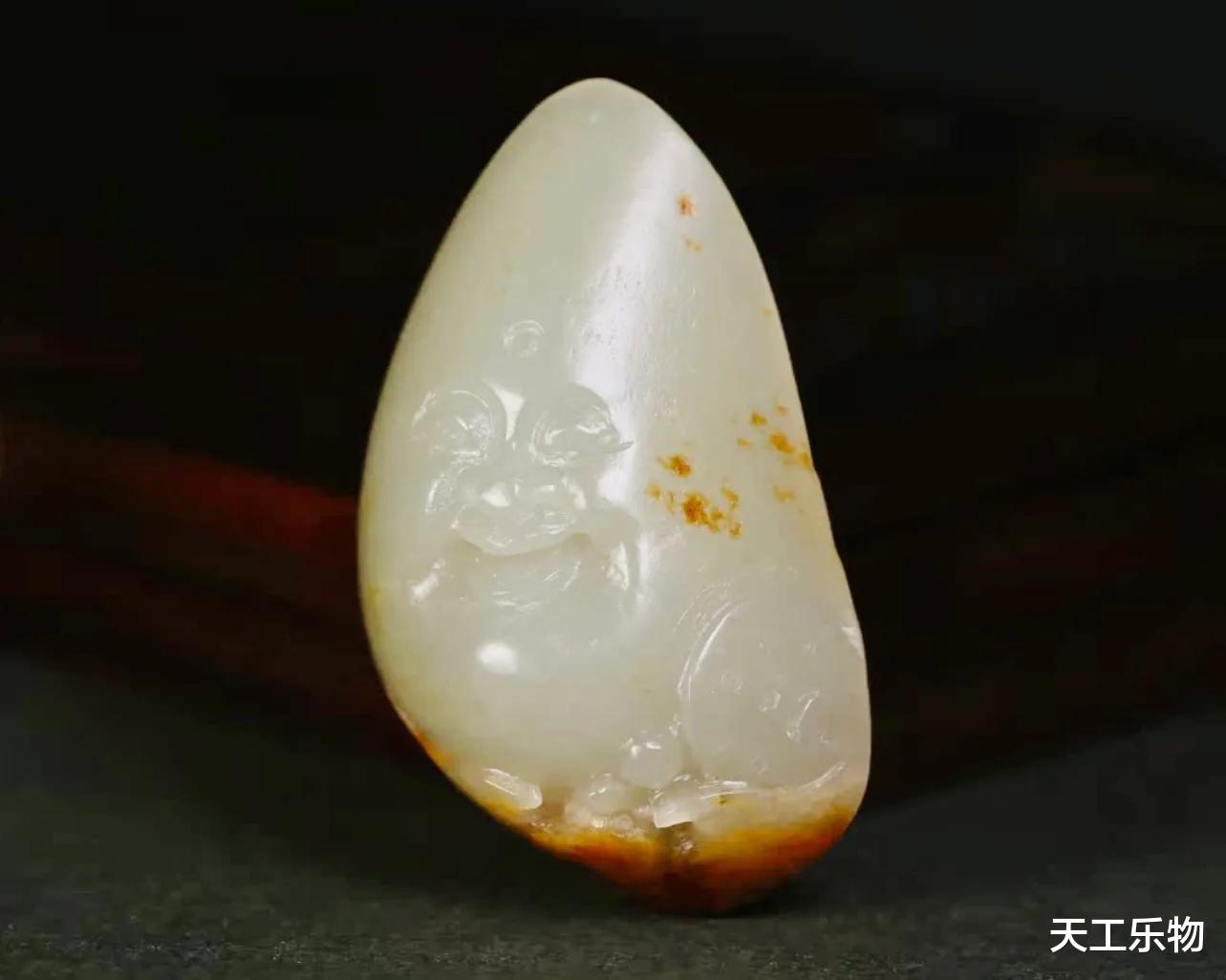 “脏脏的”和田玉！和田玉为什么经常会闪灰？
