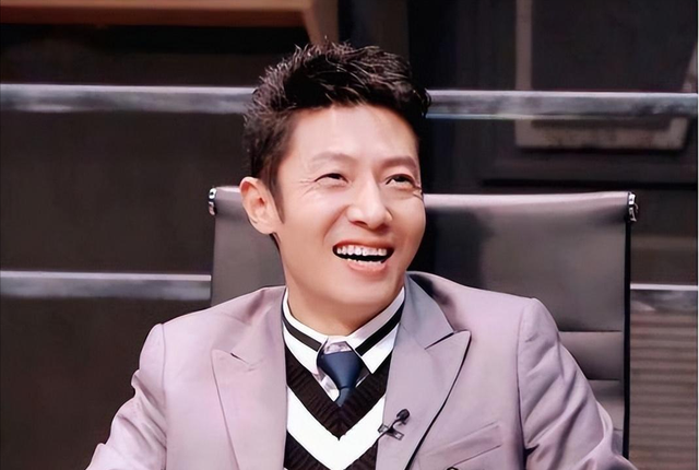 张绍刚|曾经的央视门面,如今沦落综艺节目“混饭吃”,张绍刚后悔了吗?