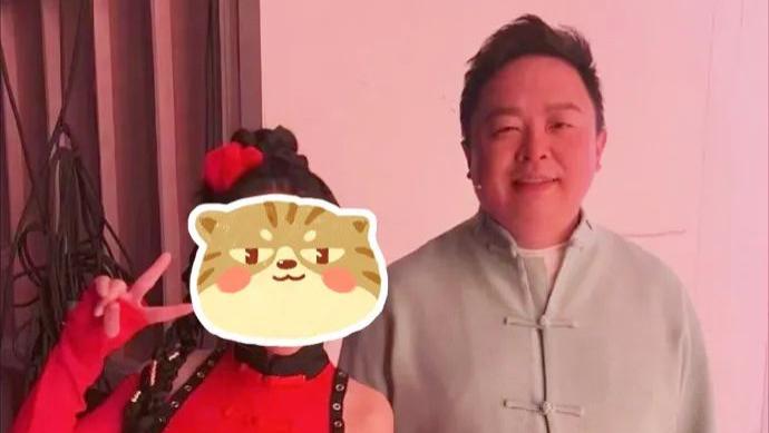 德云社当红演员登上央视，参与央视春晚系列节目，录制现场照被晒