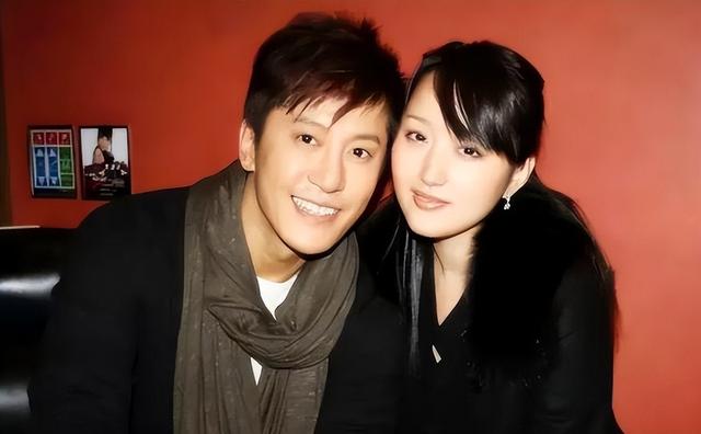 杨钰莹第一次上央视,工作人员被其美貌“吓到了”,她当年有多美