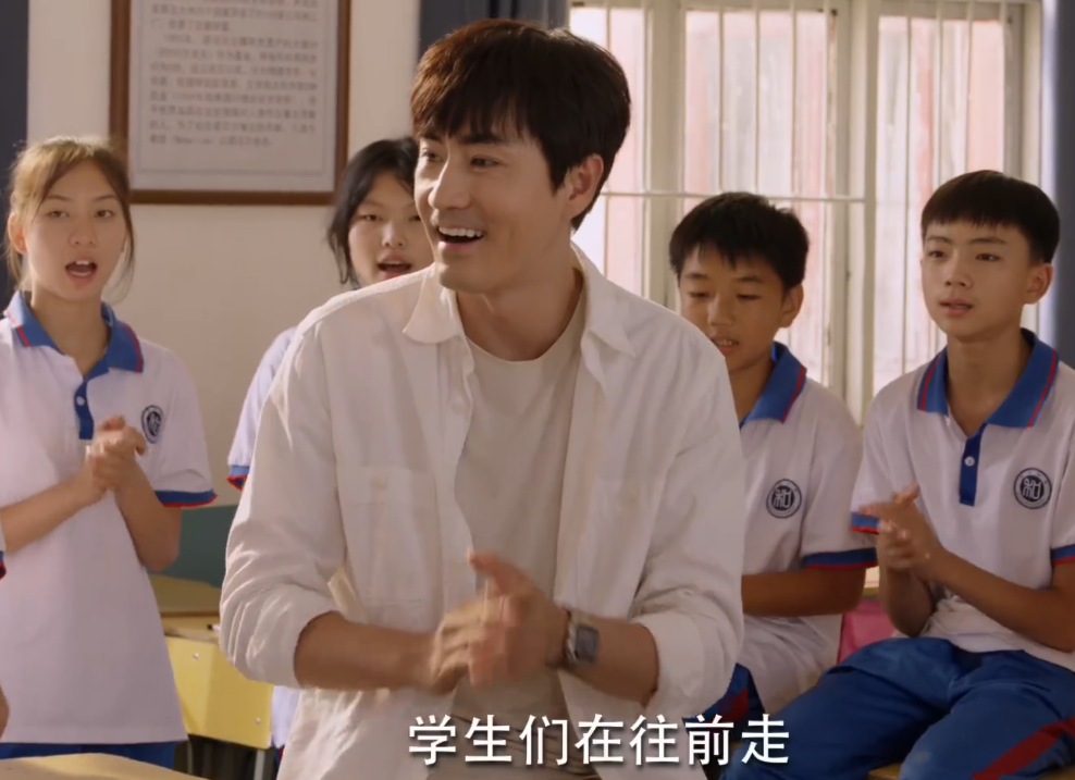 接档《孤舟》,32集农村大剧来袭,佟丽娅领衔,这部熬通宵也要追