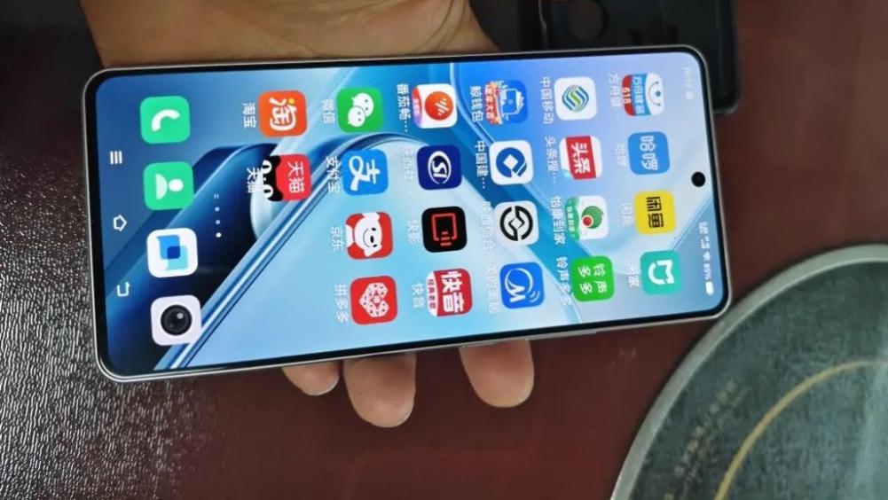 12月可以闭眼买的三款iQOO手机，高性能长续航，覆盖低中高价位！