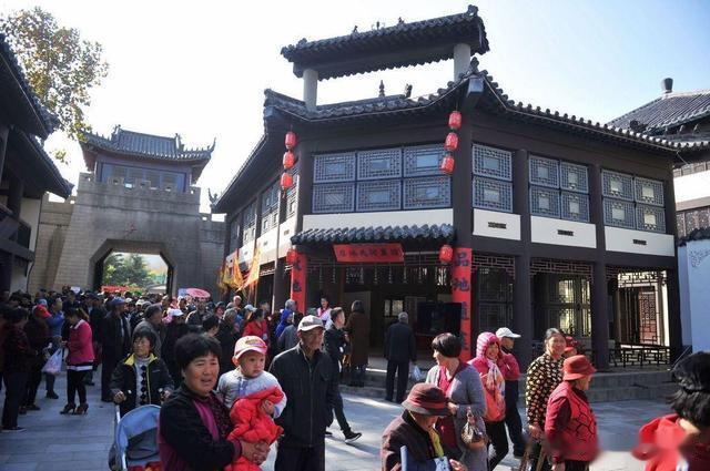 金超群：演超过800集包青天，66岁患脑瘤隐退，身高缩水体重骤降