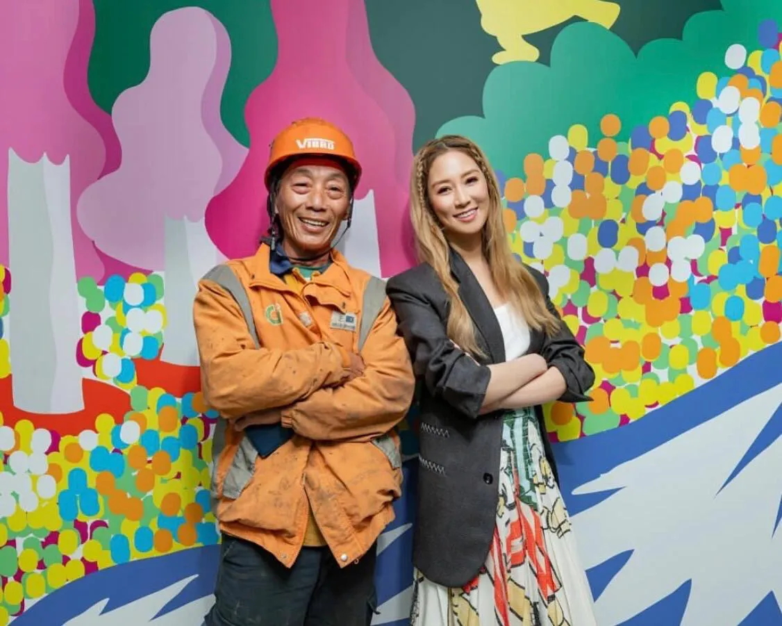 “千亿儿媳”徐子淇近照曝光，为婆家项目做宣传，颜值身材在线