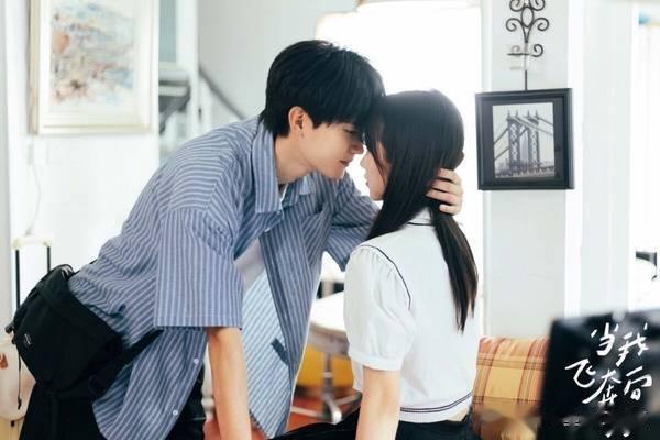 主角CP感炸裂甜宠剧！ 《暴雪时分》撒糖，《荣耀》杨洋热巴天选CP