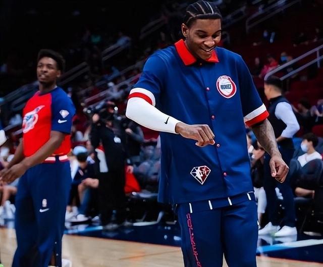 火箭队旧将正式摊牌!未来下家2选1?3次被弃,低情商不留退路