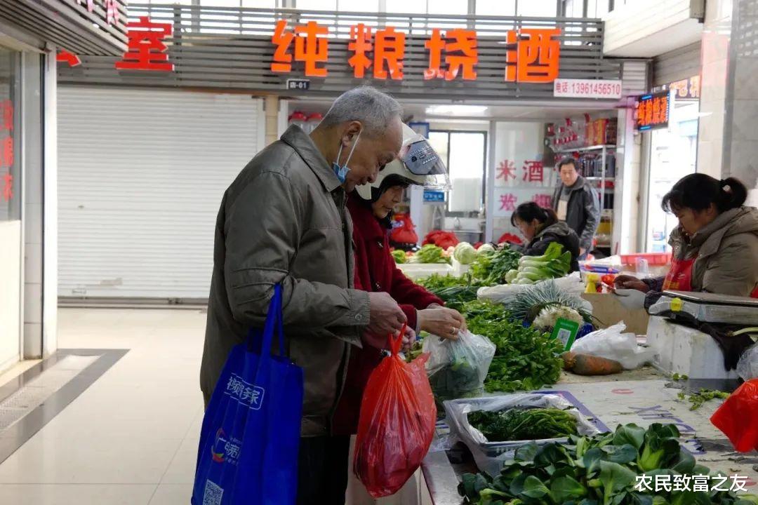 鲜掉眉毛，谁是“顶流”？