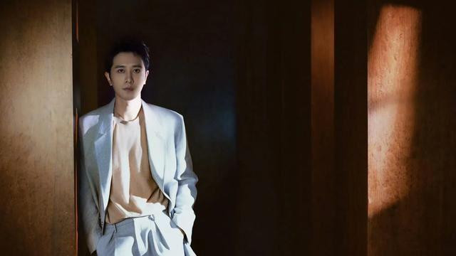 彭冠英上桌！杨紫《青簪行》今年不播赔三亿，新丽跪求上星太难了