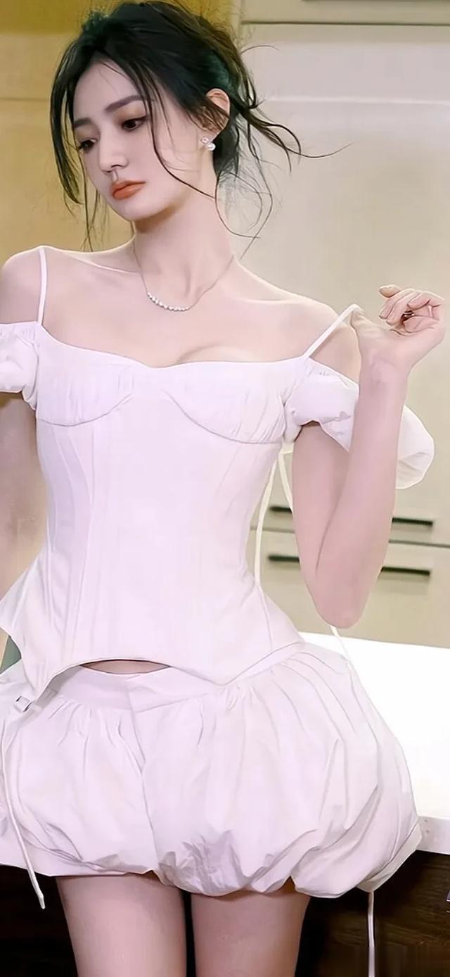 演员徐璐美图欣赏