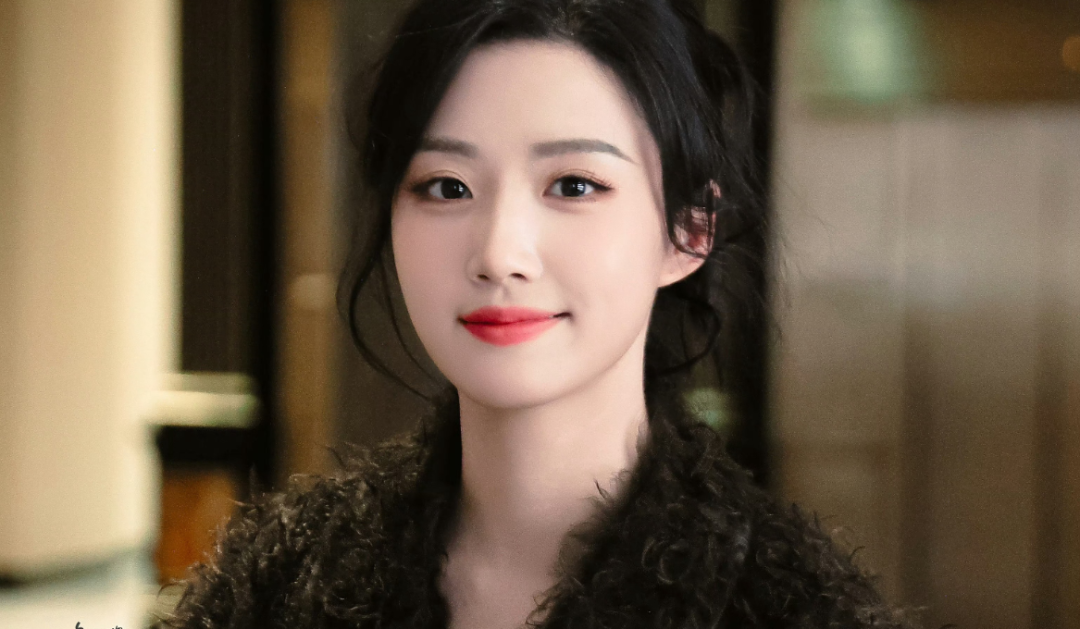 真服了,她怎么又翻车了?