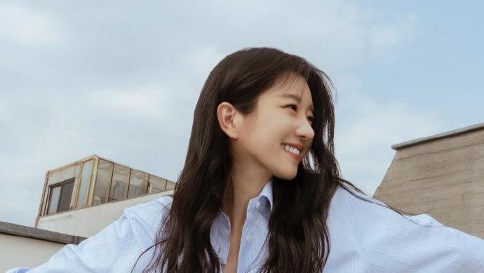 韩国知名女星，演员徐睿知，重开INS恢复更新，晒出照片笑容灿烂