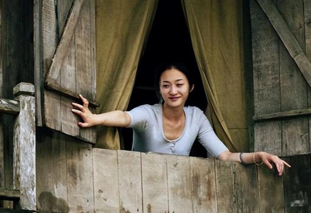 张柏芝领证带子改嫁,三胎生父原来是他,曾霸占李小冉有4年关系