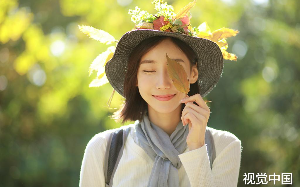 爷爷端了蛇窝后，全身溃烂而死，后来，一条蛇夜夜爬上我的床榻