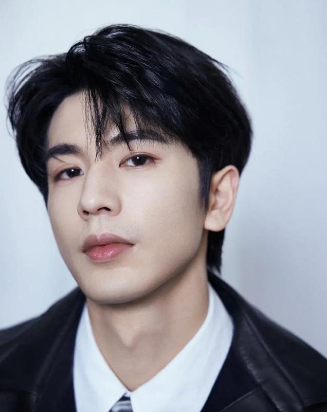 身高180以上的美男出炉，瑞风眼帅哥登顶，林更新16于适14李现10