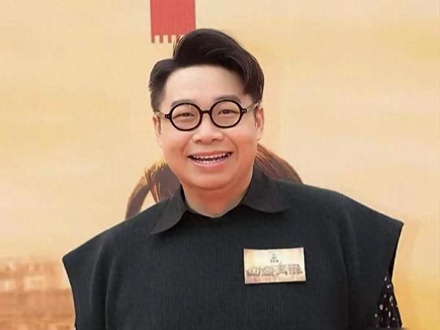 TVB离巢男星出席新剧活动,一年无剧可拍,被人质疑演技太夸张
