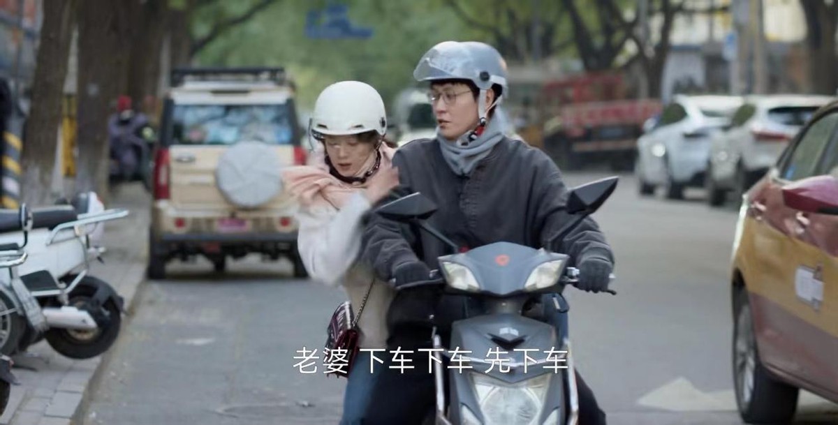 央视《凡人歌》开播,殷桃老了,女二号、女三号颜值惊艳