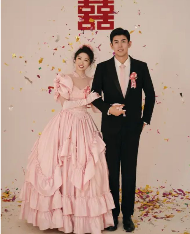 王梦洁官宣结婚