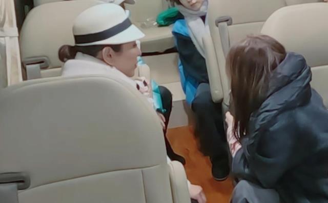 面对镜头大爆粗口,这次李小冉给全国上了一堂「反面情商」课