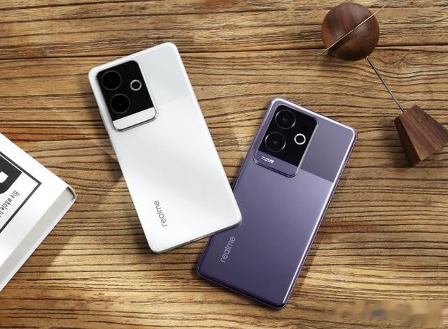 國補后不到1900元，驍龍8Gen3+120W快充，金屬中框旗艦更親民了