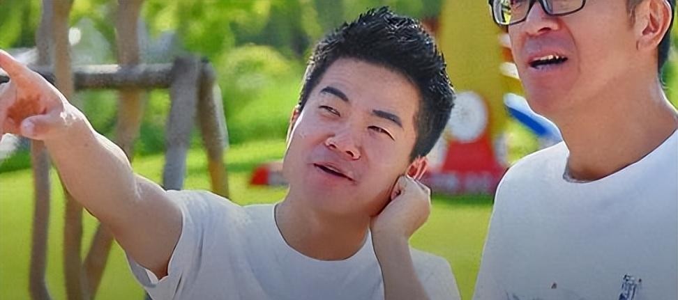 太意外！舆论大反转，董宇辉被骂惨了，多位名人猛烈炮轰董宇辉