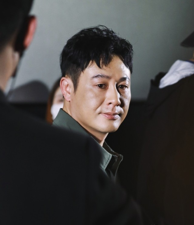 知名导演透露内幕，张颂文原来是得罪资本了，挡了某位哥哥财路