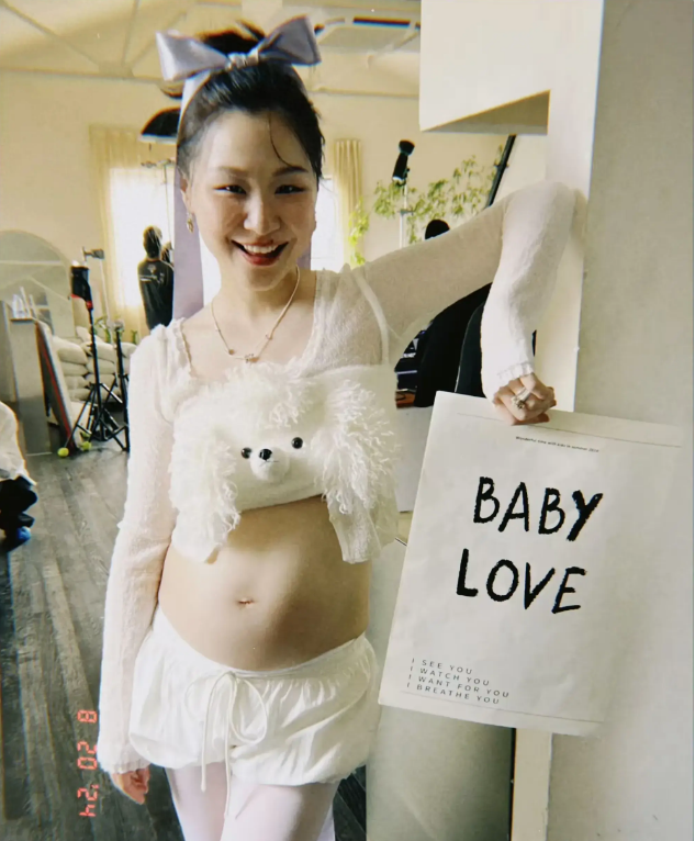 金靖！娱乐圈又一个傻女人？没有婚礼，没有婆婆的认可，直接生娃