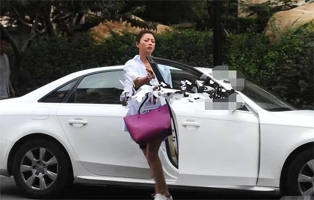 她是演员中的女富豪,多辆豪车轮流开,如今45岁却活得像20岁