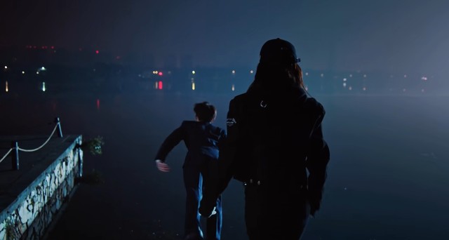 本以为是烂剧,结果一口气看6集,越看越上瘾,评论区也好评如潮