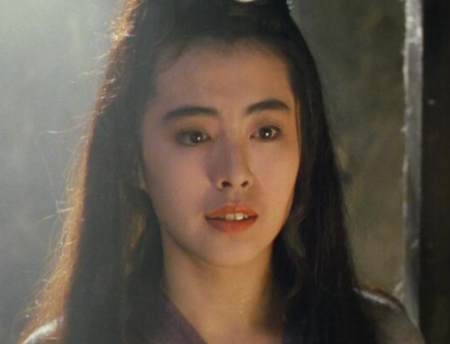 古装剧审美降级!赵丽颖遭群嘲,啥时候能再见“平平无奇”王祖贤