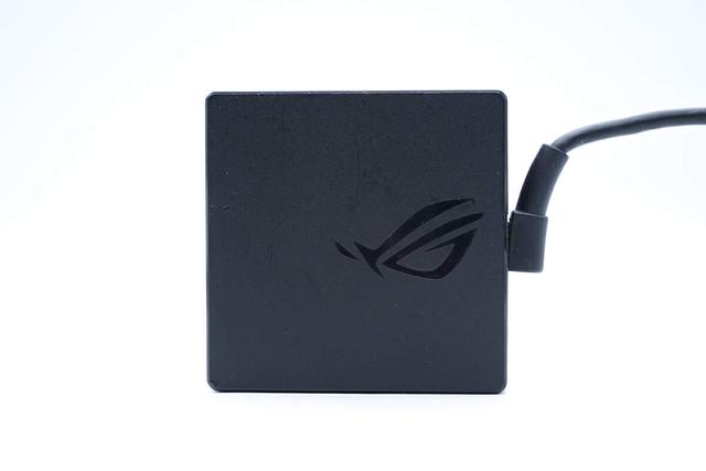 电源也要做得让人买不起的样子,华硕ROG 130W氮化镓适配器拆解