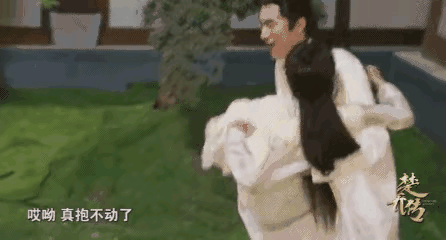 硅胶假身材、抱不起女主、连弓都拉不开!内娱男星虚到你无法想象