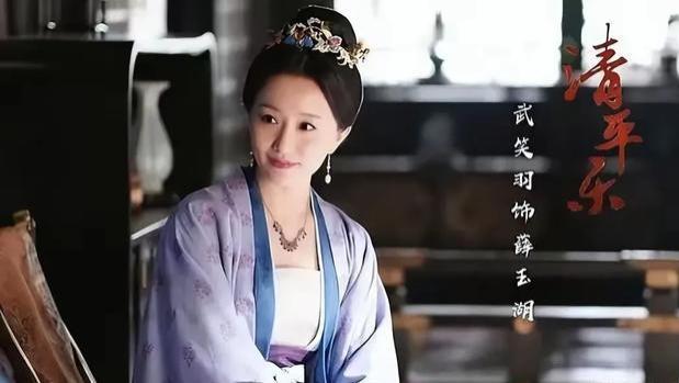 搭档白百合没红，搭档冯绍峰没红，如今39岁搭档于和伟终于红了