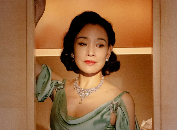 5位老牌明星移居国外现状，入美籍、嫁老外、开豪车，生活太滋润