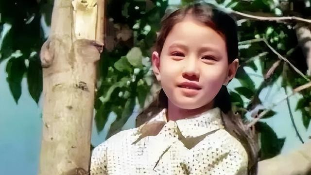 原来他们是夫妻，出道19年零绯闻，老婆比他有名，2岁女儿高颜值