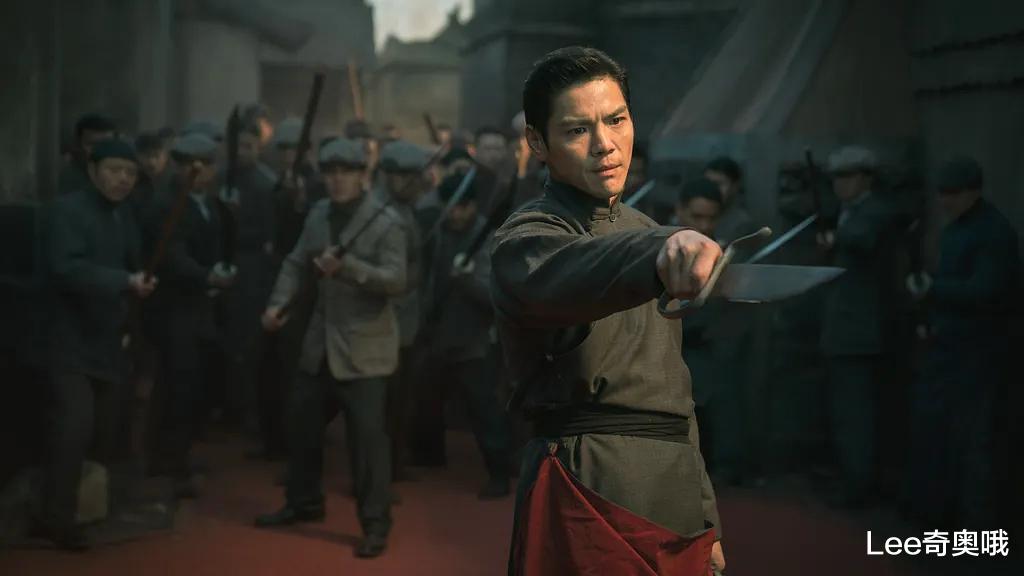 向佐、郭碧婷、安志杰、唐诗逸主演电影《门前宝地》官宣定档