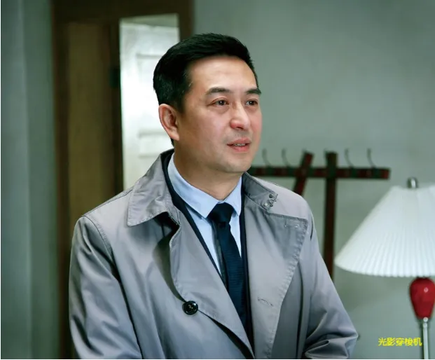 张嘉译的6个“女儿”,前5个都越来越火,唯独她渐渐被遗忘