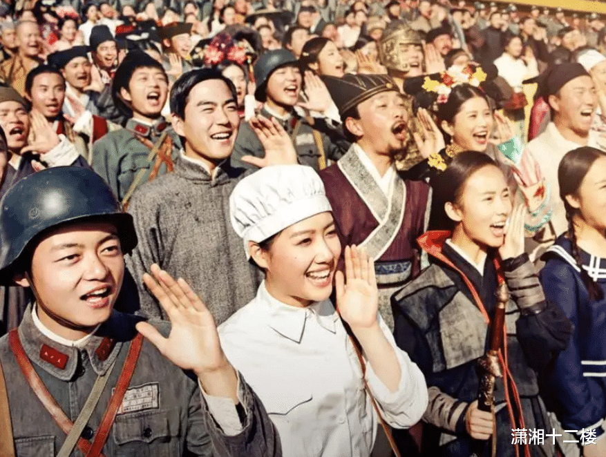 横店20万群演现状:美女泛滥成灾,懒汉光棍遍地,他们将何去何从