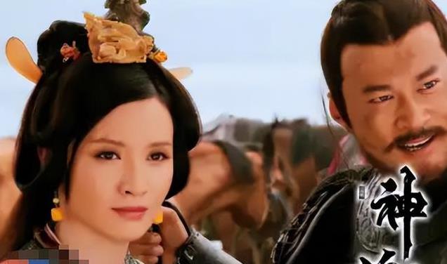 《九重紫》4个“半老徐爹”,年轻时都是童年男神,颜值不输男主