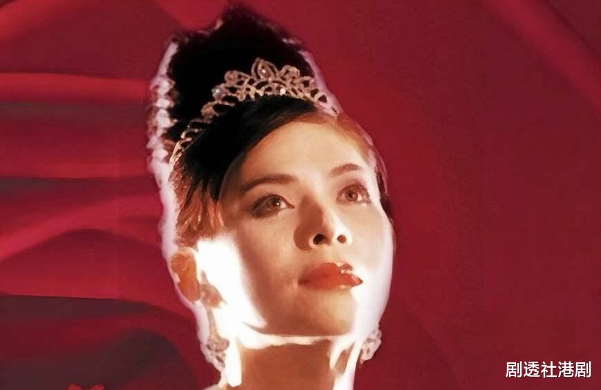 突传死讯!香港知名混血歌手离世,脸部毁容花400万进行修复